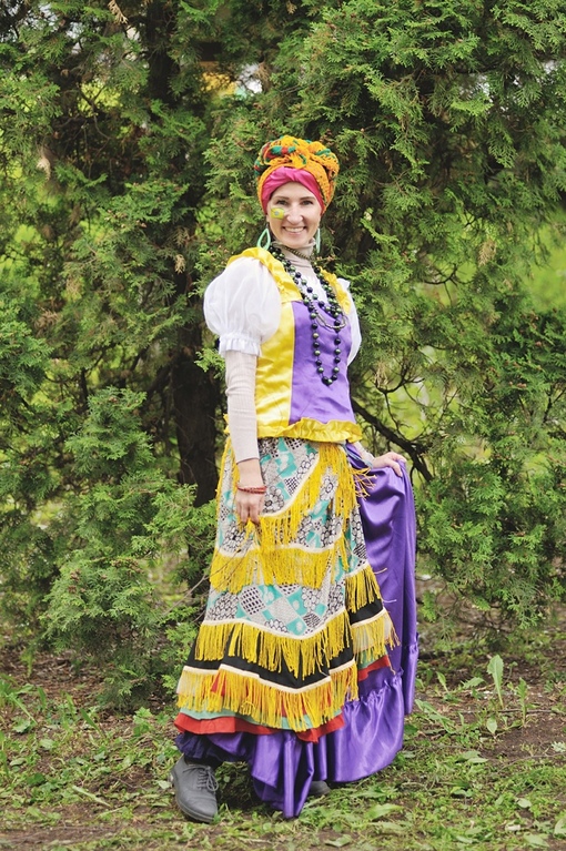 Бразильский народный женский костюм г. Киров