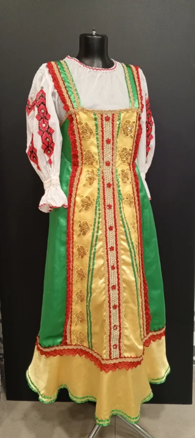 Сарафан народный с блузкой