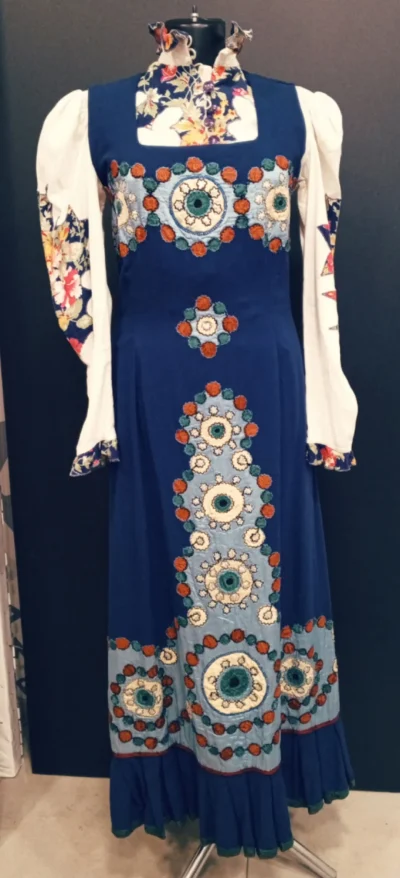 Сарафан народный