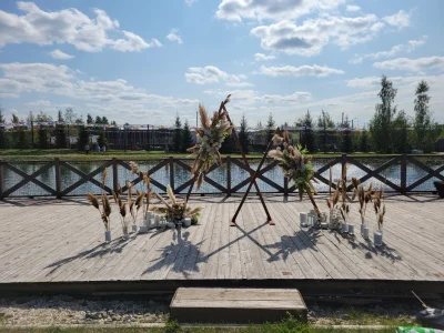 Деревянная треугольная арка (2 шт)