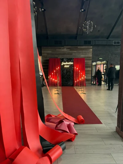 Пики золотые / ковровая дорожка