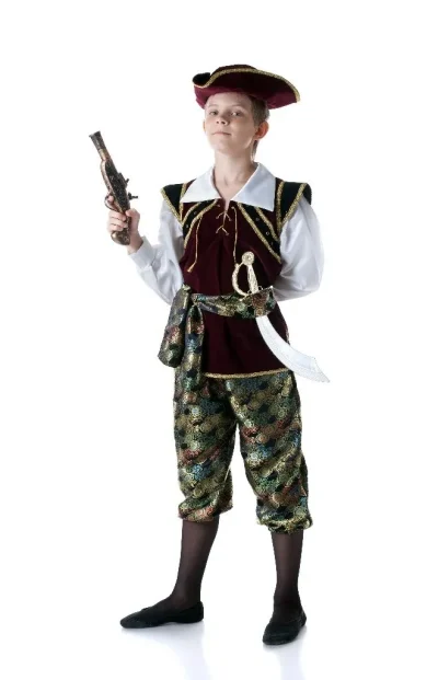 Корсар, пират.