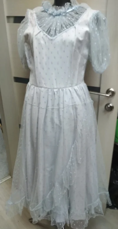 Платье бальное