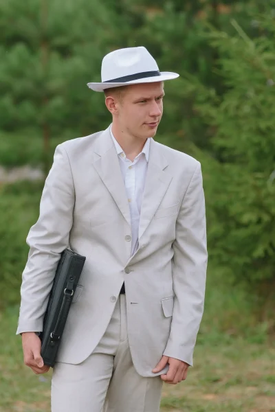 Костюм мужской