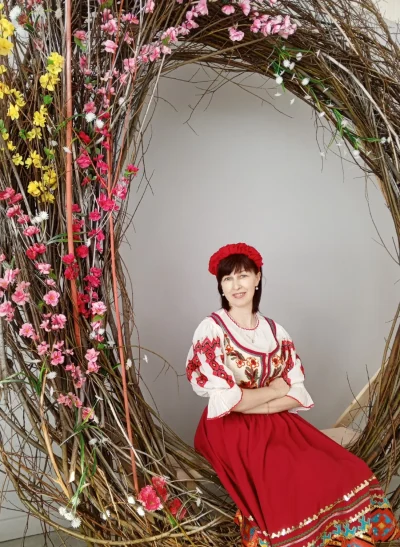 Комплект в народном стиле ,