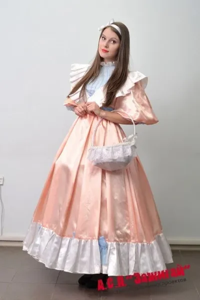 Костюм :Алиса