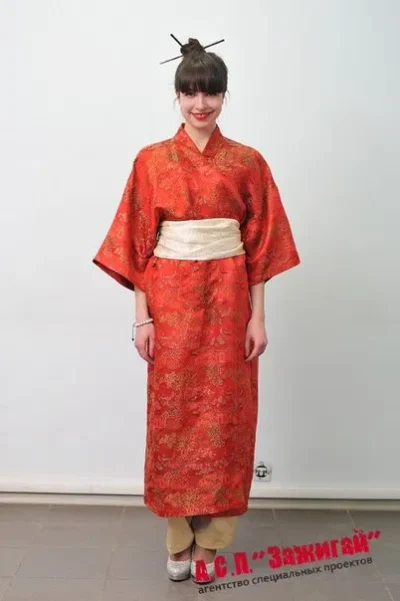 Китайский халатик, гейша, восточный костюм.