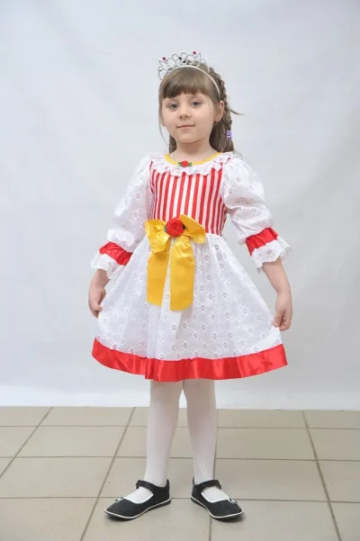 Костюм: Платье белое с красным