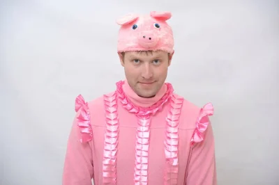 Костюм: Свинка, поросёнок.