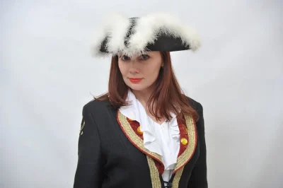 Комзол. Пират.