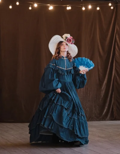 Платье бальное Историческое платье