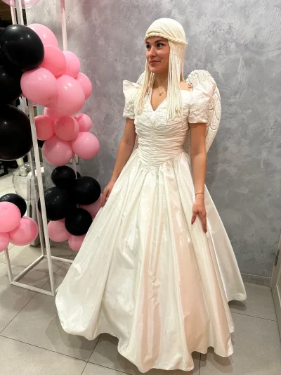 Ангел , принцесса, королева.