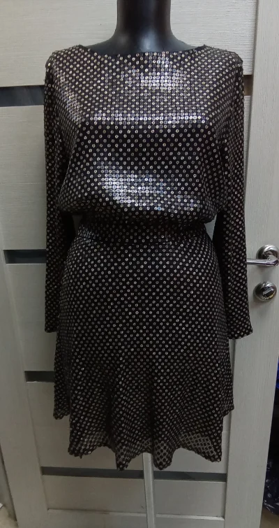 Платье вечернее с пайетками