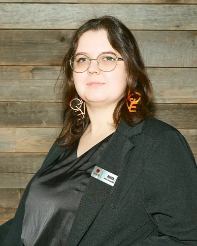 Анна Мошанова